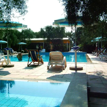 Baia Del Gallo Ξενοδοχείο με διαμερίσματα 3*