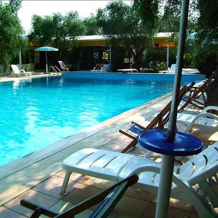 Baia Del Gallo Ξενοδοχείο με διαμερίσματα 3*